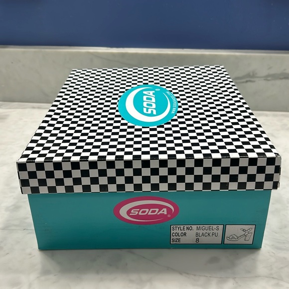 Soda “Miguel” sandals - Picture 2 of 7